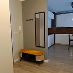 Uroczy Z Garazem * Kraków