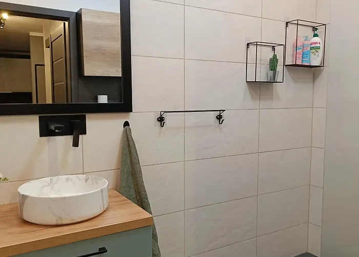 Апартаменты Uroczy Z Garazem *